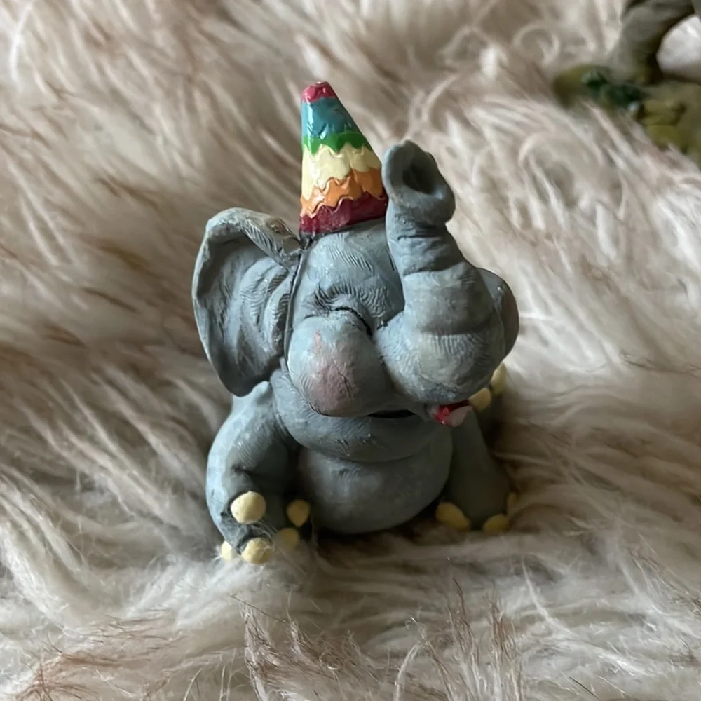 Elephant Resin Animal Decorative Figurines - Party Decor